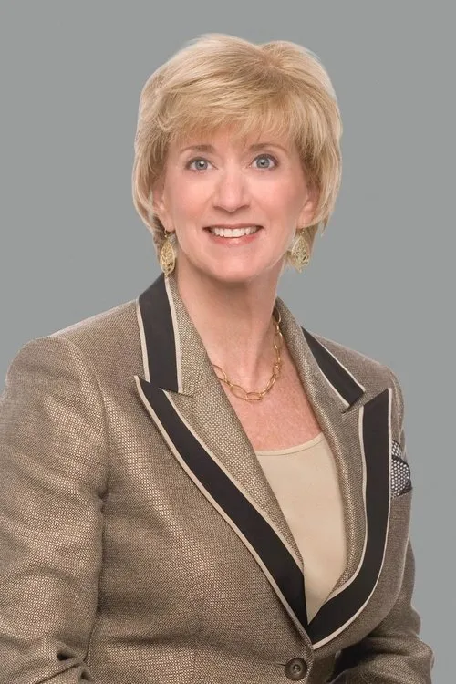 Linda McMahon en su biografía y filmografía