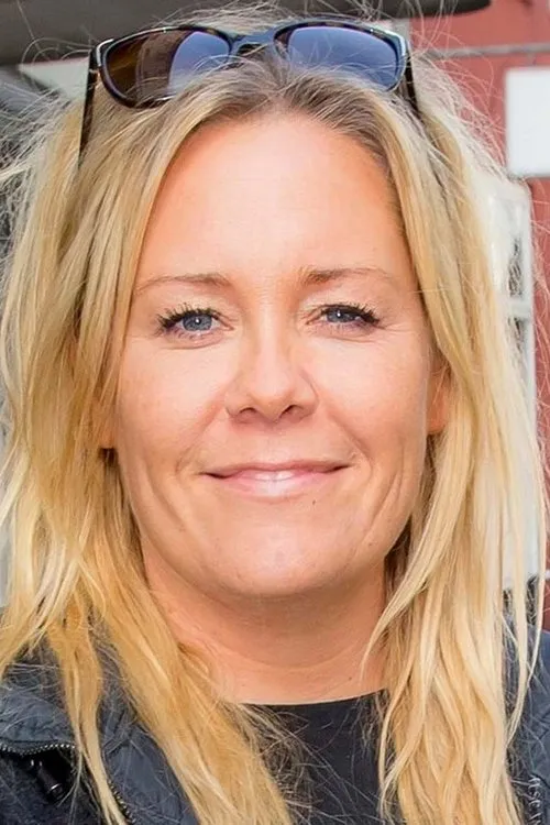 Ibi Støving ha trabajado con Linda P. en 1 ocasiones