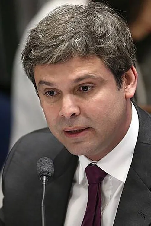 Lindbergh Farias interpretando a Self