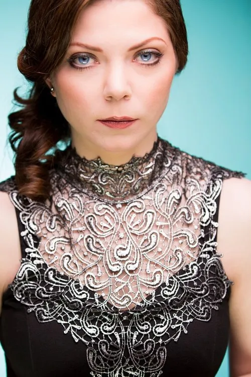 Katherine Adams ha trabajado con Lindsay Lane en 1 ocasiones