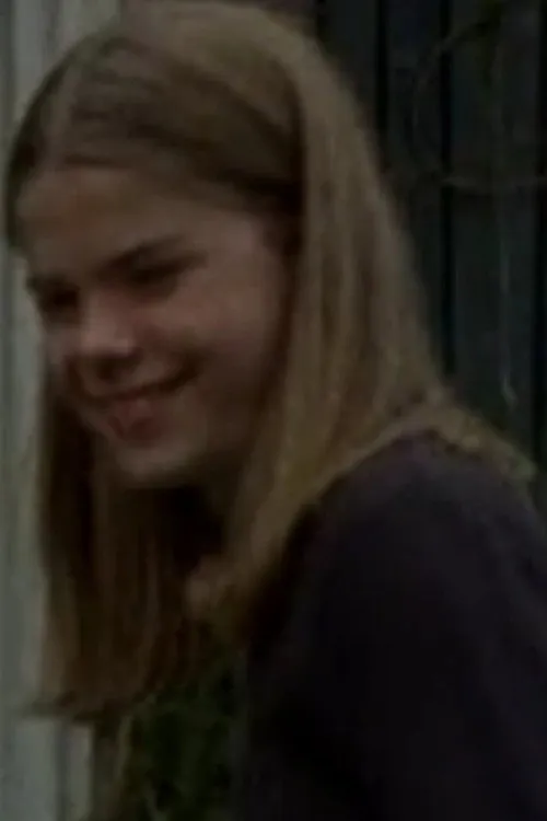 Lindsay Murrell interpretando a Rebecca