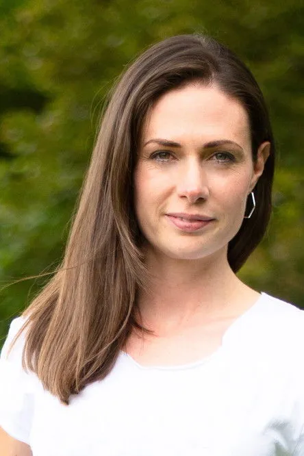 Ximena García Vera ha trabajado con Lindsey Chapman en 1 ocasiones