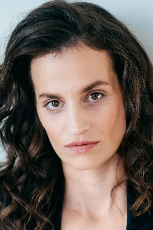 Lena Münchow ha trabajado con Lisa Charlotte Friederich en 1 ocasiones