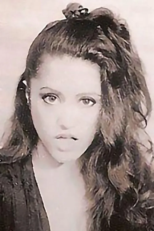 Lisa K. Loring interpretando a Bella