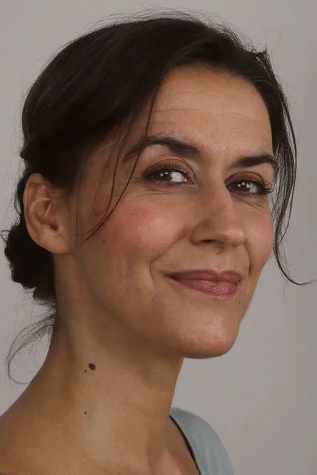 Vanja Bajicic ha trabajado con Lisa Lach Nielsen en 1 ocasiones