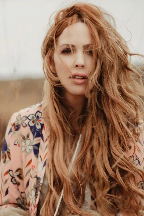 Jamie Kierans ha trabajado con Lisa Lambe en 1 ocasiones