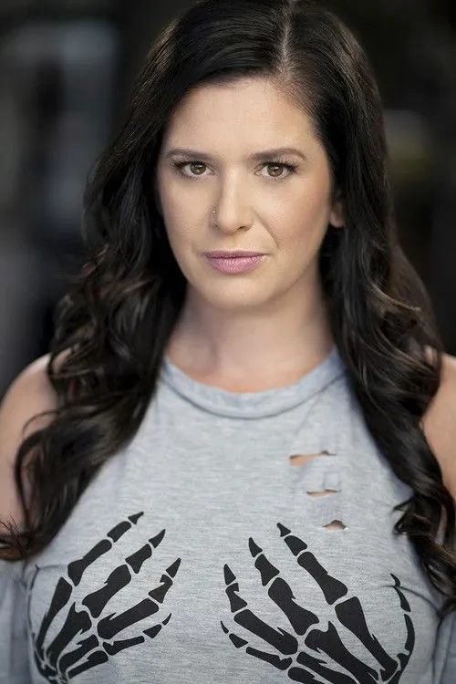 Foto de perfil del actor Lisa Ovies en el reparto