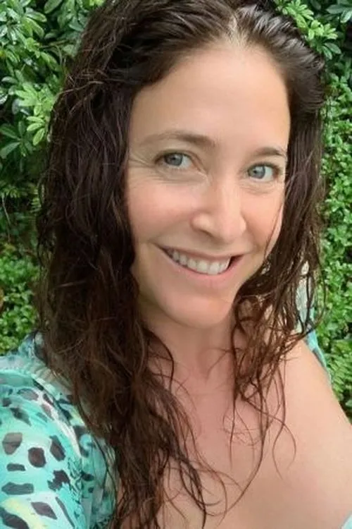 Anna Pernicci ha trabajado con Lisa Snowdon en 1 ocasiones