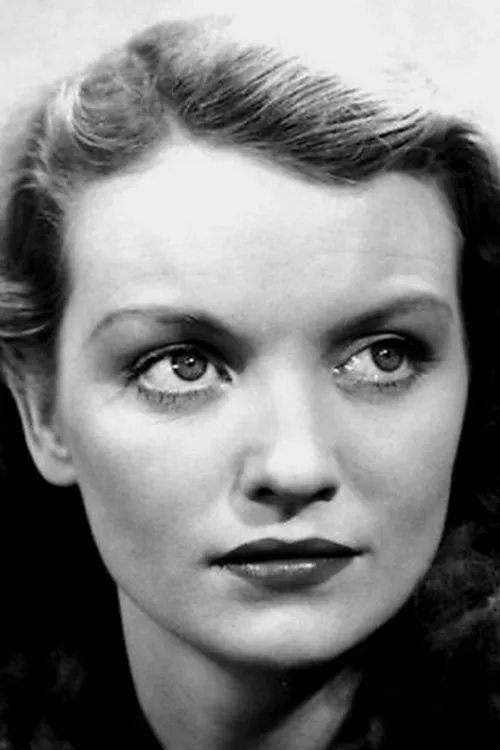 Lise Thomsen interpretando a Fru. Holm