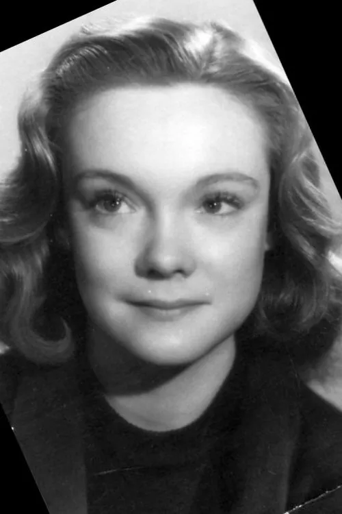 Lise Topart interpretando a