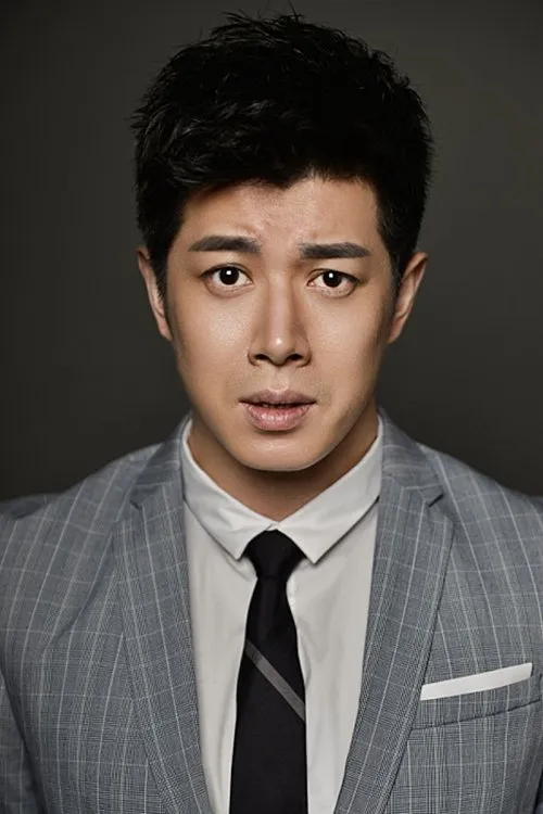 Liu Beige interpretando a Seven Days Squad