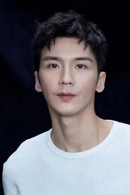 Liu Yang — personaje: Hou Zhihao "Monkey"