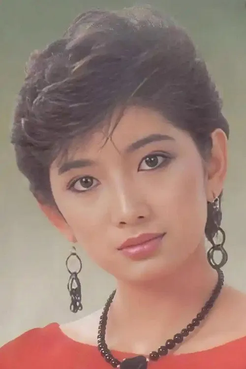 Liu Yu-Po interpretando a Miss Hsia