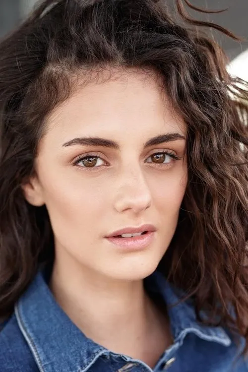 Emily Mutimer ha trabajado con Liv Rian en 2 ocasiones