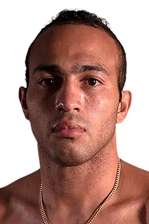 Livan Navarro interpretando a Self