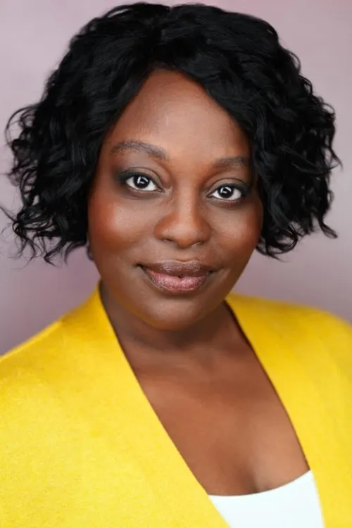 Liz Priestley interpretando a Nurse