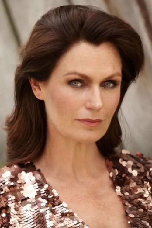 Liz Snoyink interpretando a Vrouw in Lift