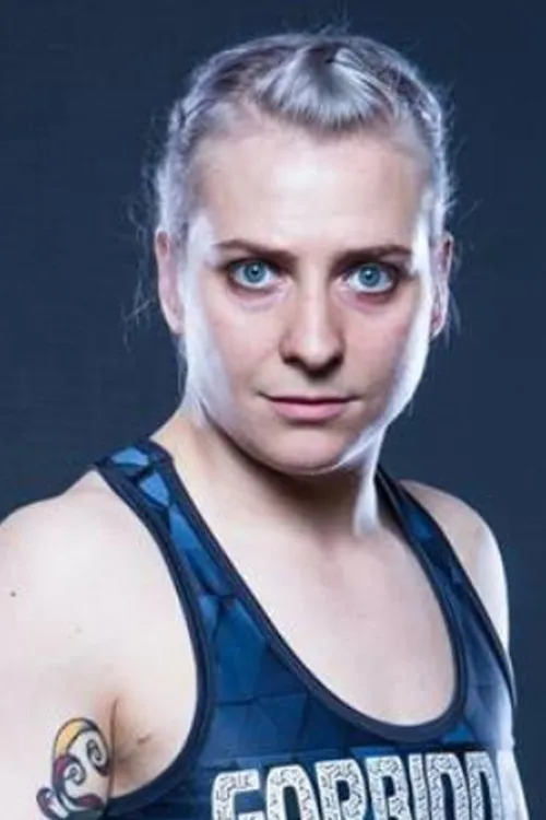 Kyle Chambers ha trabajado con Liz Tracy en 2 ocasiones