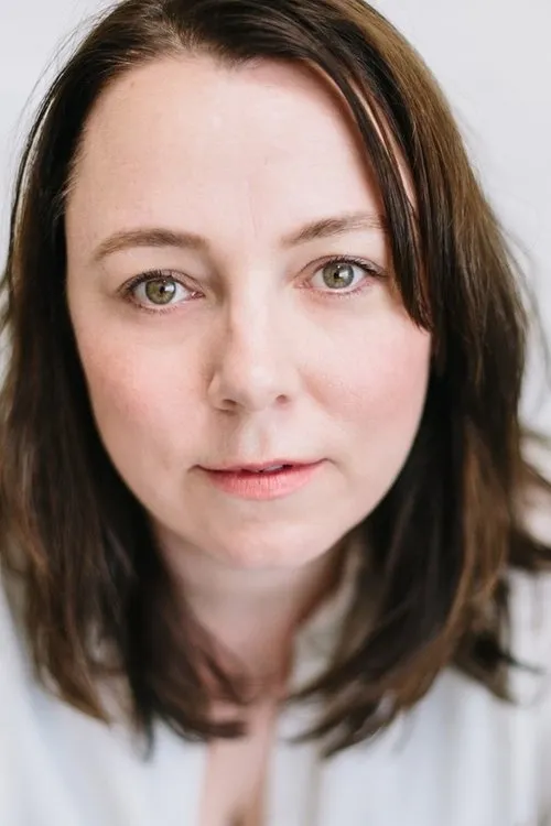 Liza Dennis interpretando a Marge