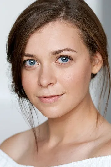 Loïc Lacoua ha trabajado con Liza Paturel en 1 ocasiones