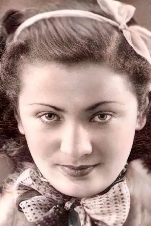 Liza Vorfi interpretando a Nëna e Nebiut