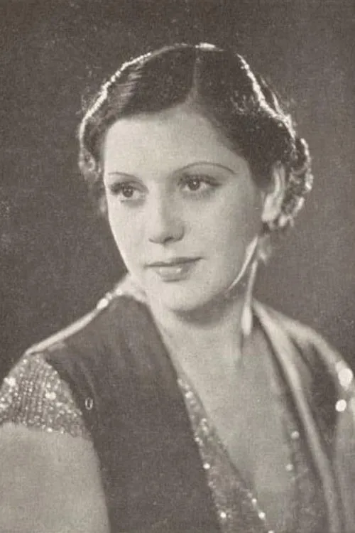 Lizzi Natzler interpretando a Paula Klinke