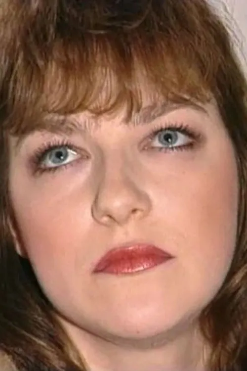 Lizzie interpretando a Lizz