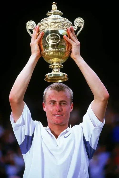 Lleyton Hewitt interpretando a Self