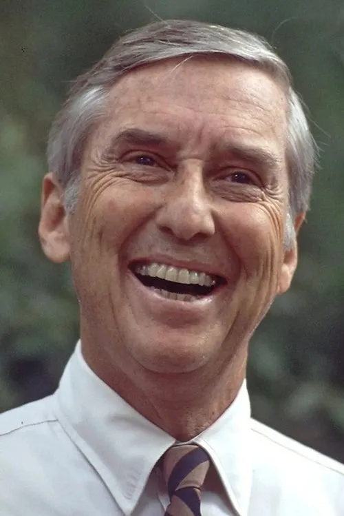 Lloyd Bentsen interpretando a Self (archive footage)