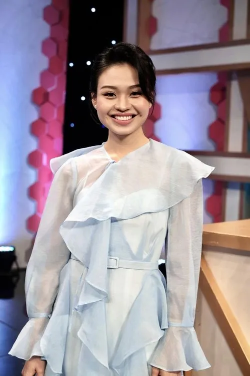 Loc Le interpretando a 