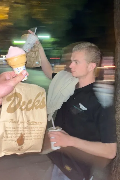 Jack Kellems ha trabajado con Logan Richards en 1 ocasiones