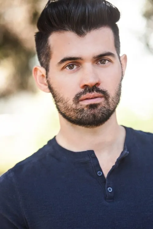 Adam Carr ha trabajado con Logan William McPeak en 1 ocasiones