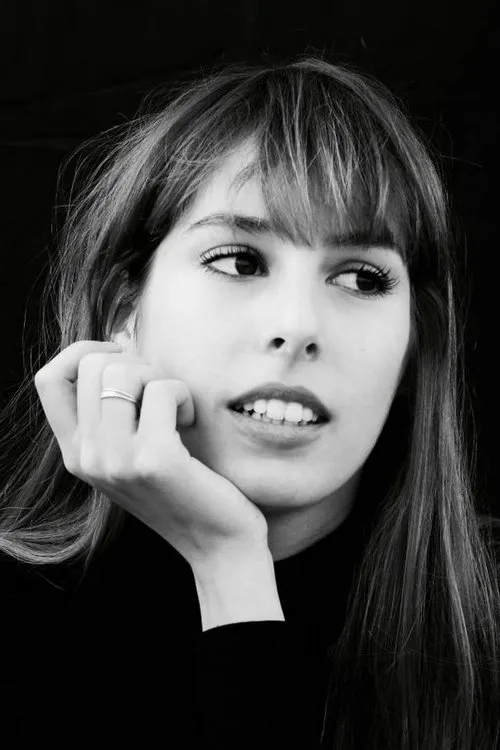 Greg Hicks ha trabajado con Lola Errando en 1 ocasiones