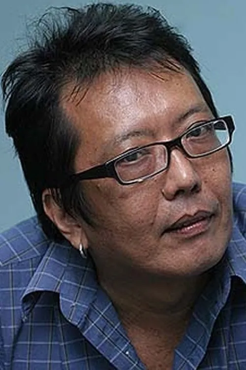 Radhi OAG ha trabajado con Loloq en 1 ocasiones