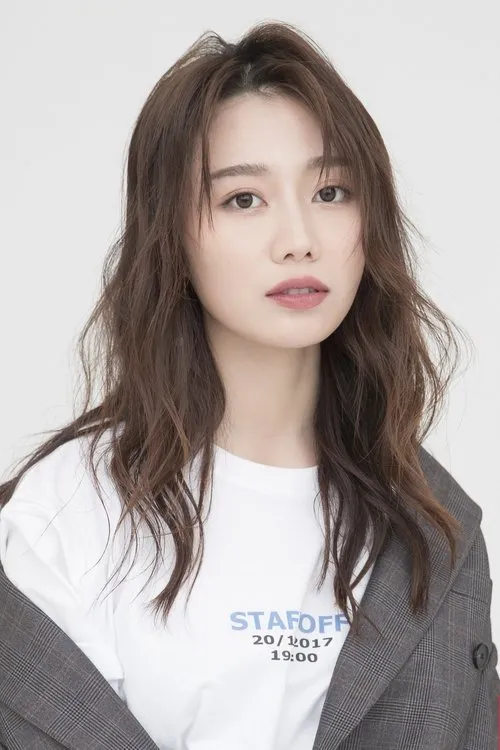 Long Zhengxuan — personaje: Chi Yi Fei