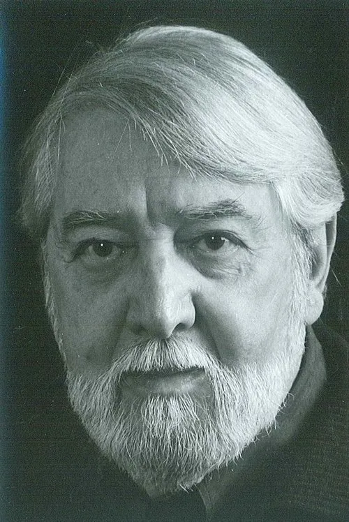 Loránd Lohinszky interpretando a Albert Patkós, delegate of the District People's Council