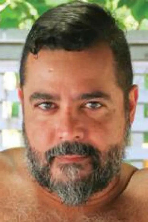 Jim Ellis ha trabajado con Lorenzo Bilbao en 2 ocasiones