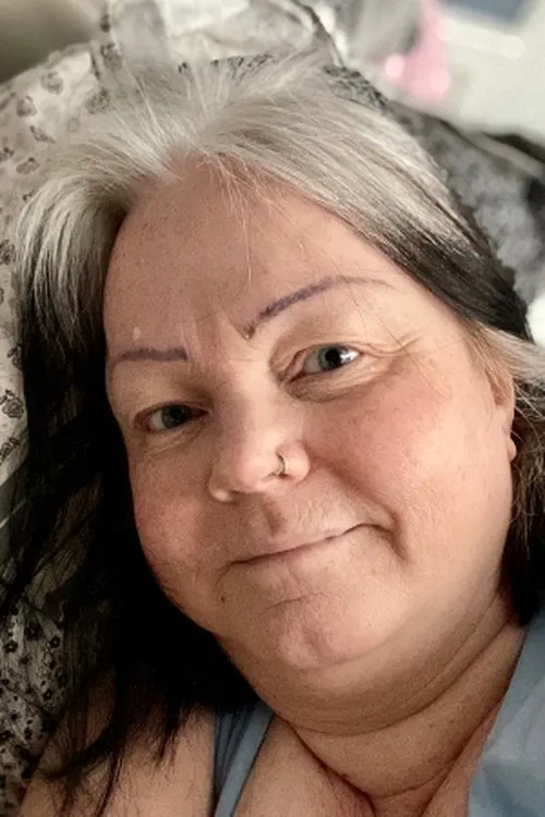 Lunabelle Lundell ha trabajado con Lottie Lundell en 1 ocasiones