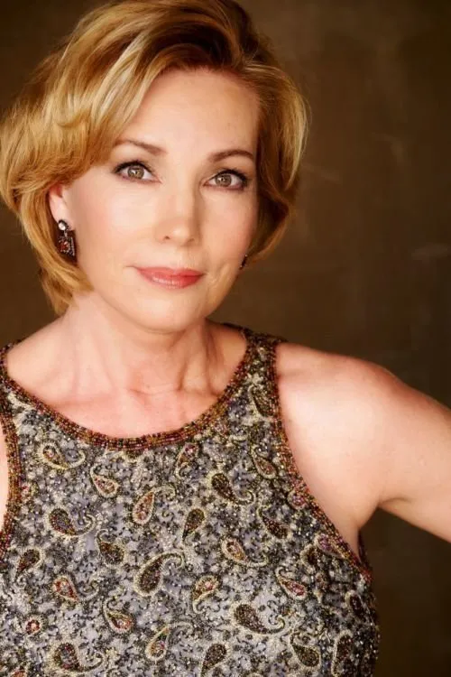 Celia Xavier ha trabajado con Lou Mulford en 1 ocasiones