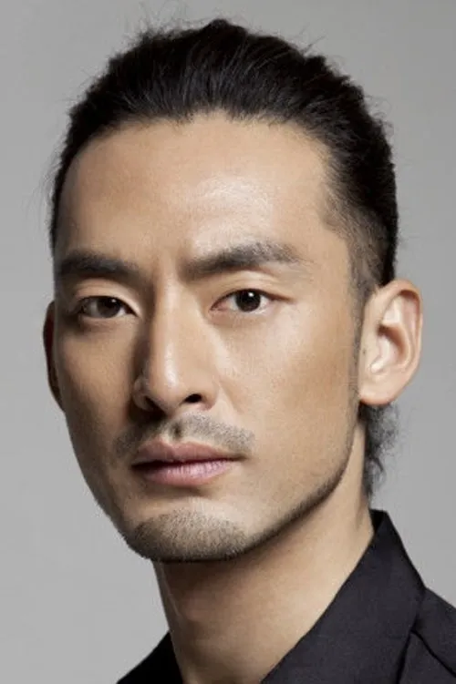 Ren Zhengbin ha trabajado con Lou Qi en 1 ocasiones