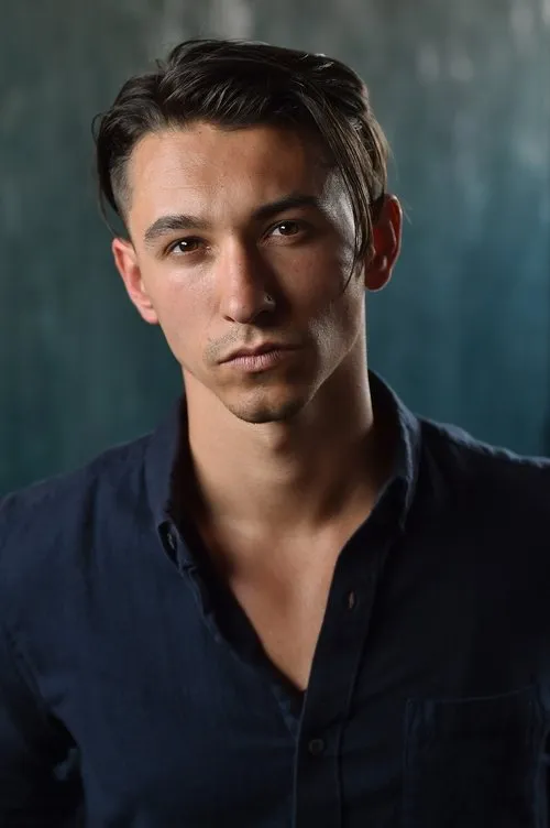 Jeff Seid ha trabajado con Louie Chapman en 1 ocasiones