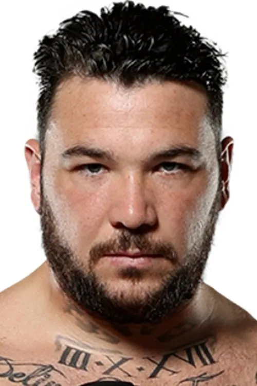 Hassna Gaber ha trabajado con Louie Sutherland en 1 ocasiones