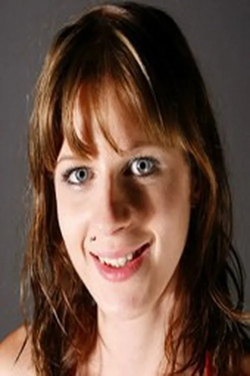 Louisa Lamour interpretando a