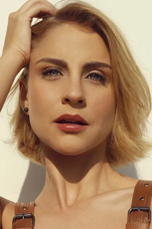 Roberto Rowntree ha trabajado con Louise Clós en 1 ocasiones