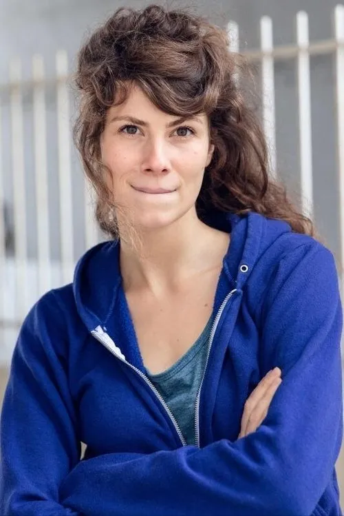 Olivia Biffot ha trabajado con Louise Luck en 1 ocasiones