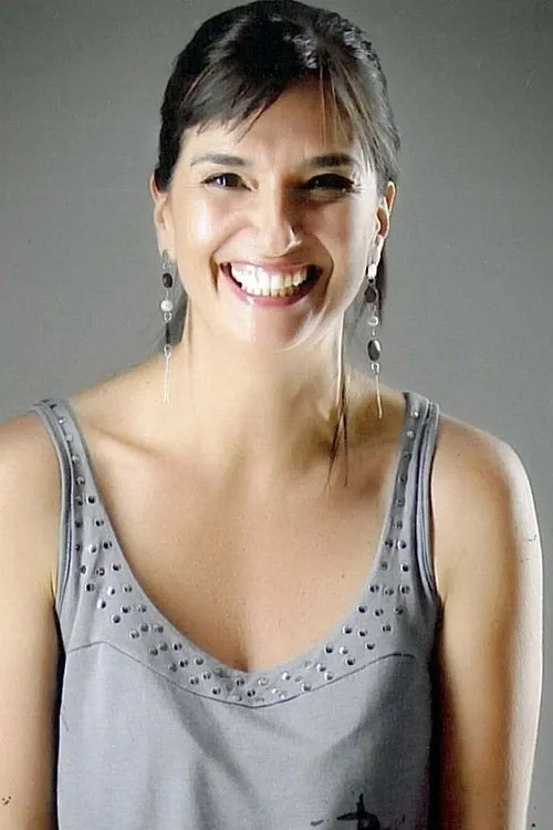 Lu Adams interpretando a 