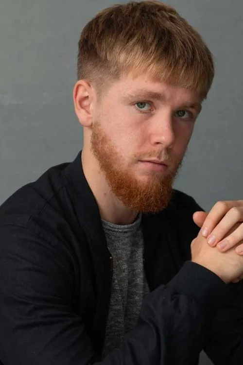 Adam C. Hughes ha trabajado con Lucas Kamp en 1 ocasiones