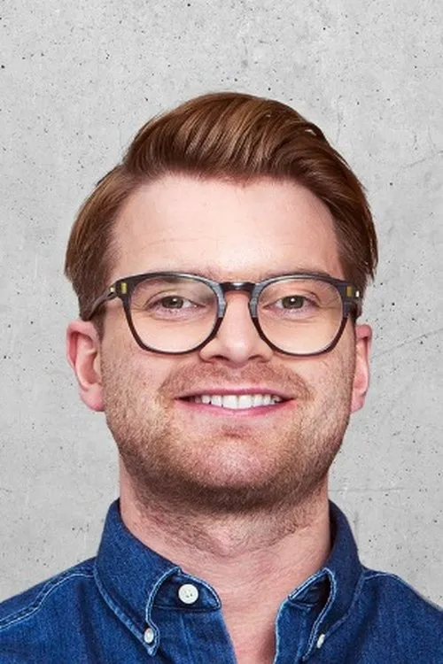 Lucas Simonsson — personaje: Mathias