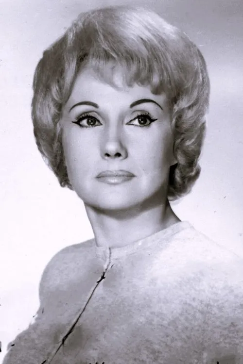 Luce Feyrer interpretando a Germaine