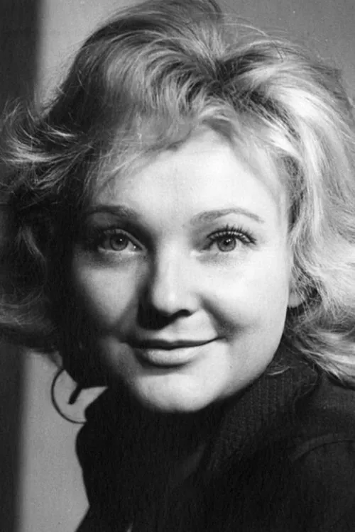 Gwyneth Jones ha trabajado con Lucia Popp en 2 ocasiones